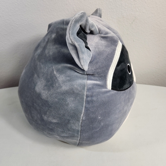 Squishmallows Flip-A-Mallow Rocky the Raccoon/Chip the Beaver-12" - Picture 2 of 12